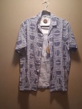 Common People Blue & White Geometric Short-Sleeve Button-Up Shirt M